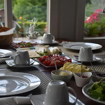 Natura Park منتزه العطل *